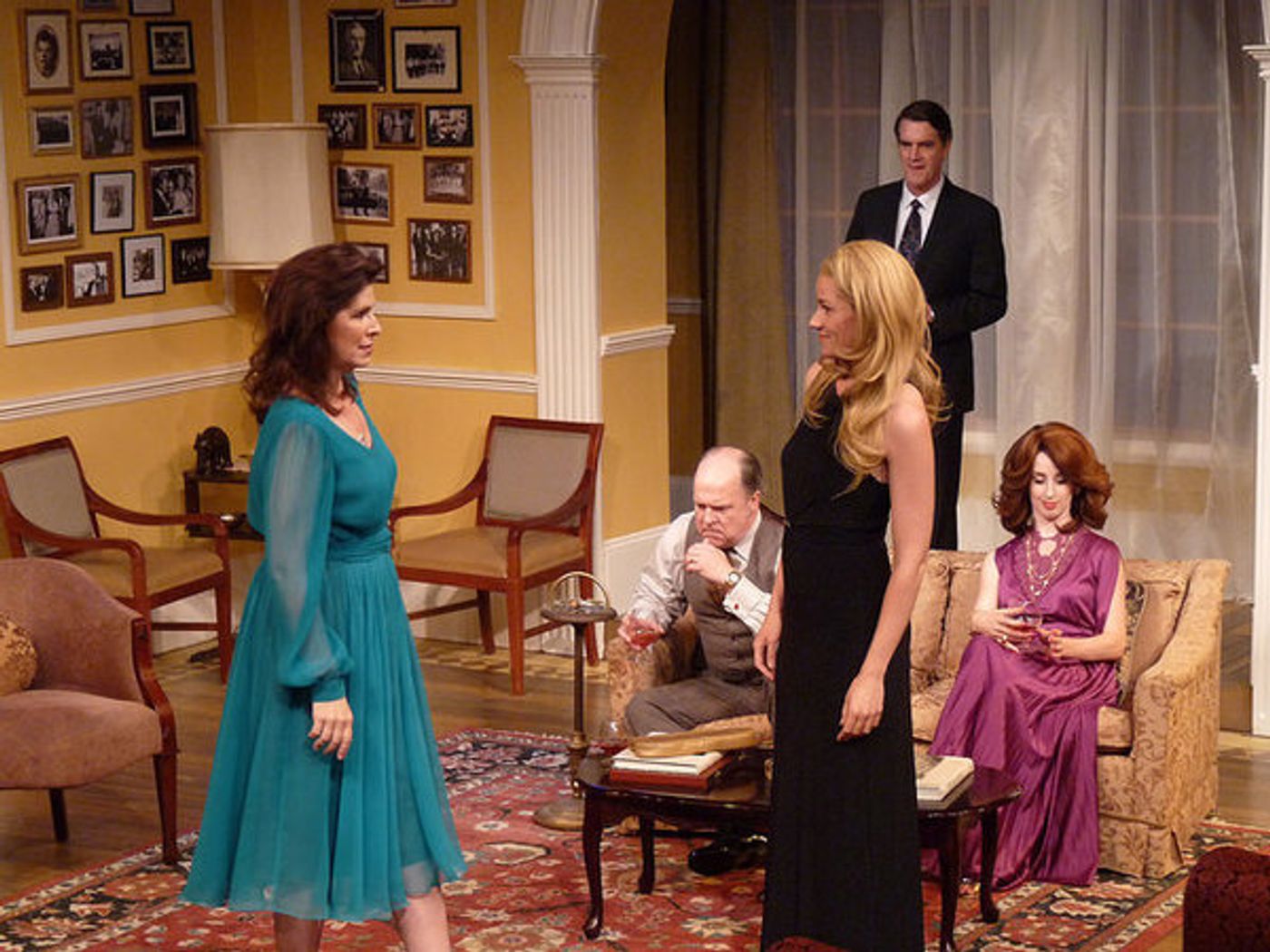 Photo Flash: First Look at THE CITY OF CONVERSATION at Horizon Theatre  Image