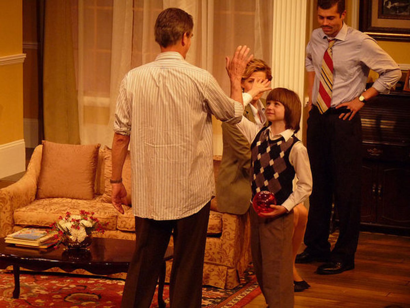 Photo Flash: First Look at THE CITY OF CONVERSATION at Horizon Theatre  Image