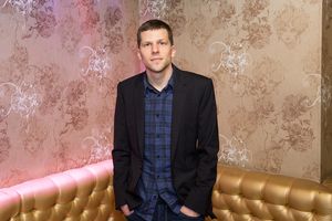 Jesse Eisenberg @ BroadwayWorld Jesse Eisenberg Photo