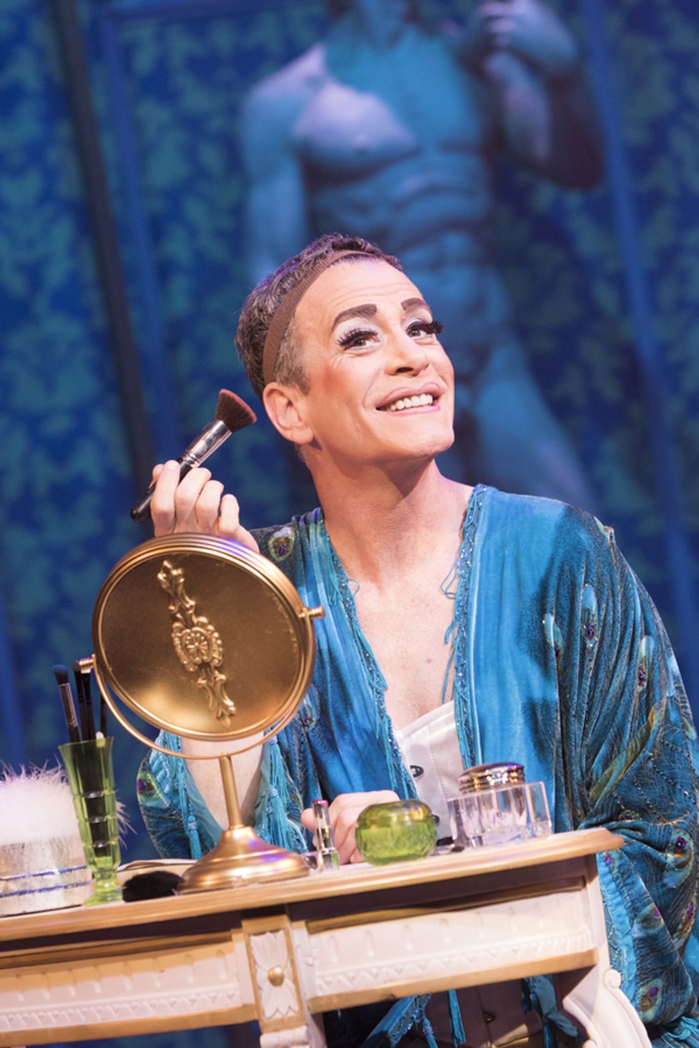 Photo Flash: First Look at Bobby Smith, Brent Barrett & More in Signature Theatre's LA CAGE AUX FOLLES  Image