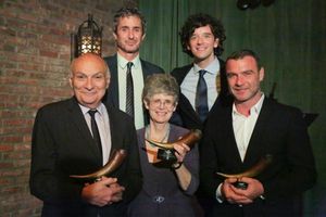 top row: Hosts Marc Vietor & Michael Urie Bottom: Honorees Michael Kahn, Martha Tuck Rozett of The Michael Tuch Foundation, Liev Schreiber @ BroadwayWorld top row: Hosts Marc Vietor & Michael Urie Bottom: Honorees Michael Kahn, Martha Tuck Photo