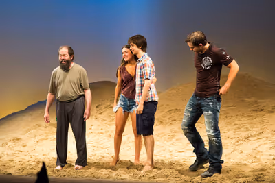 Jonathan Hadary, Elise Kibler, Owen Campbell, Joe Tippett Photo