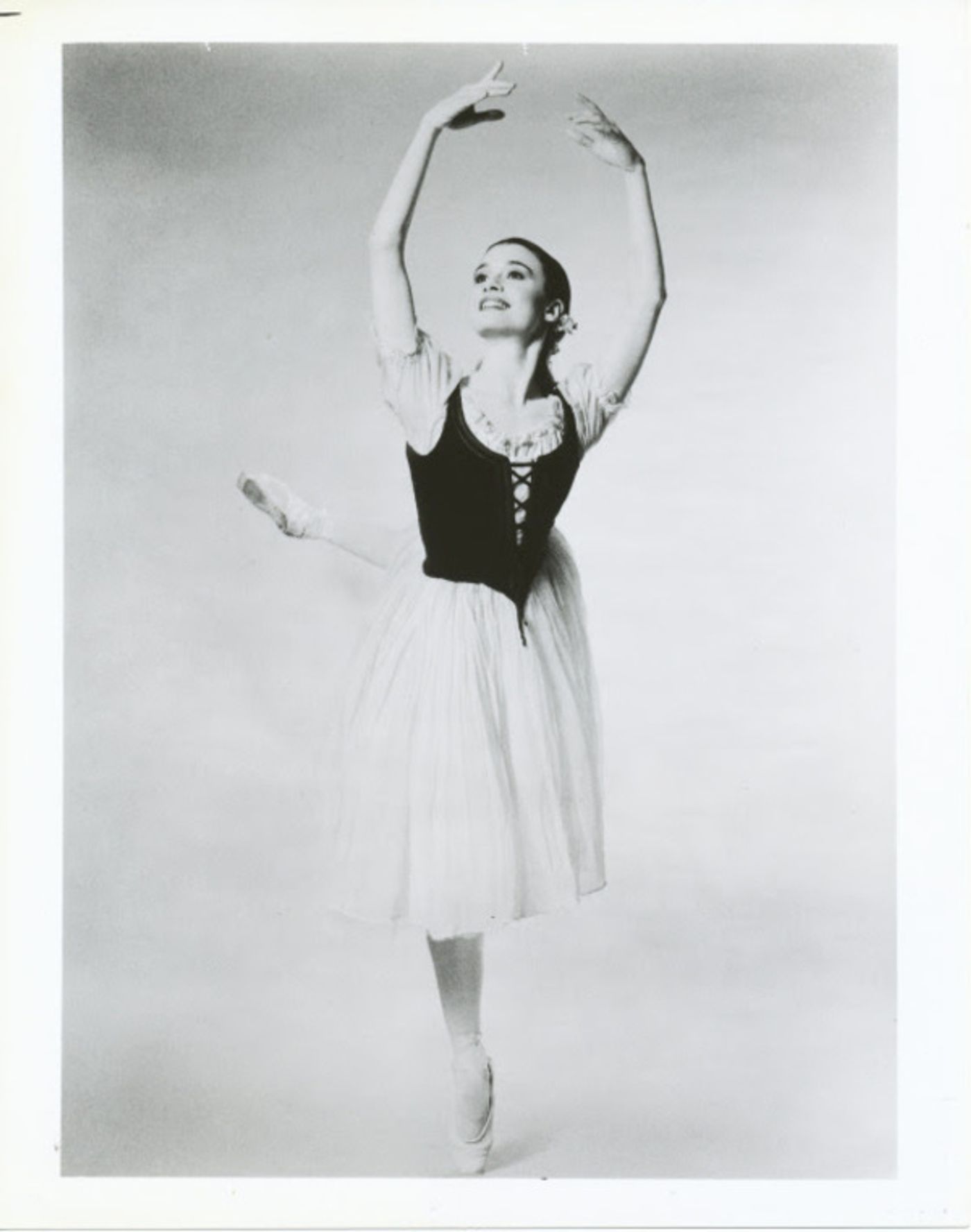 Photo Flash: Houston Ballet Ends 2015-16 Season With World Premiere of Stanton Welch's GISELLE  Image