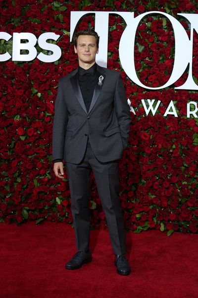 Jonathan Groff Photo