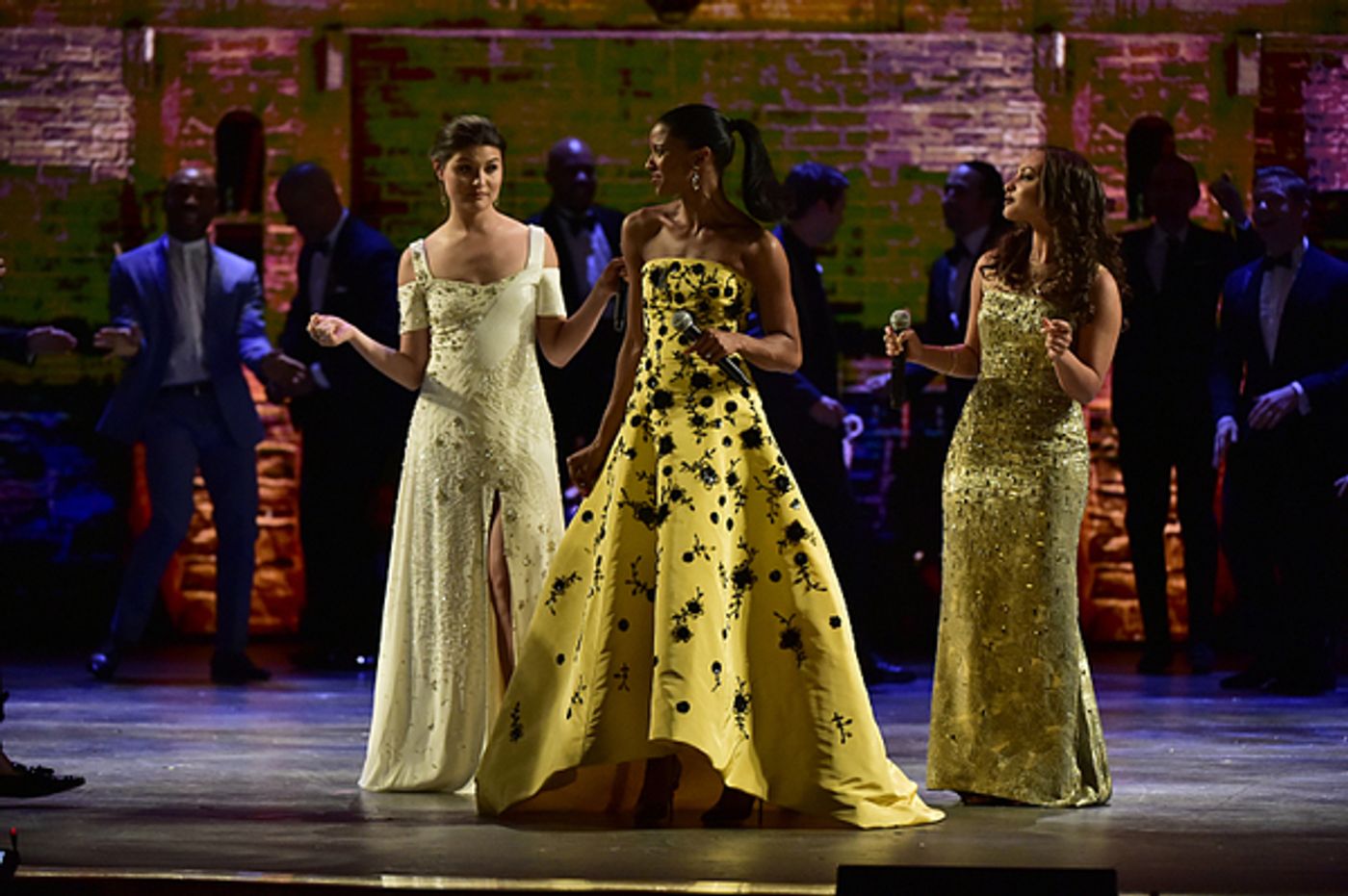 Photo Flash: Highlights from the 70th Annual TONY AWARDS - Part I  Image