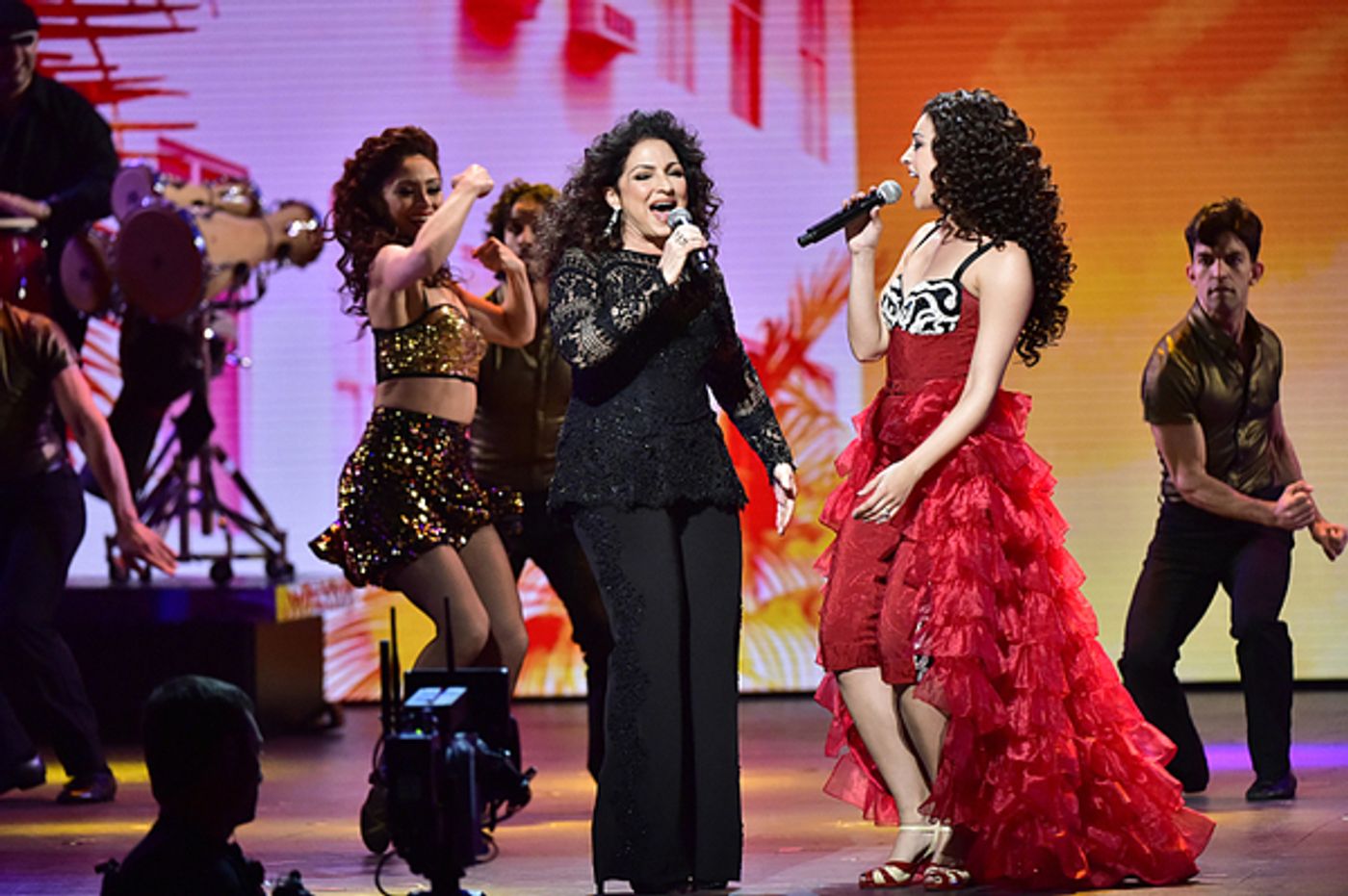 Photo Flash: Highlights from the 70th Annual TONY AWARDS - Part II Image