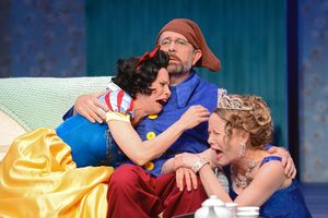 Leslie Stevens, Stephen Rockwell and Emily Goss @ BroadwayWorld Leslie Stevens, Stephen Rockwell and Emily Goss Photo