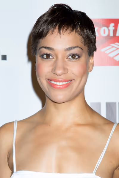 Cush Jumbo Photo