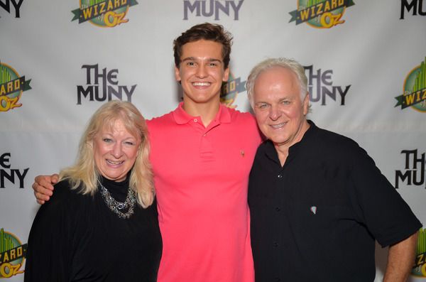 Photo Flash: Cast of THE WIZARD OF OZ Celebrates Opening Night at The Muny! — photo 30 of 47
