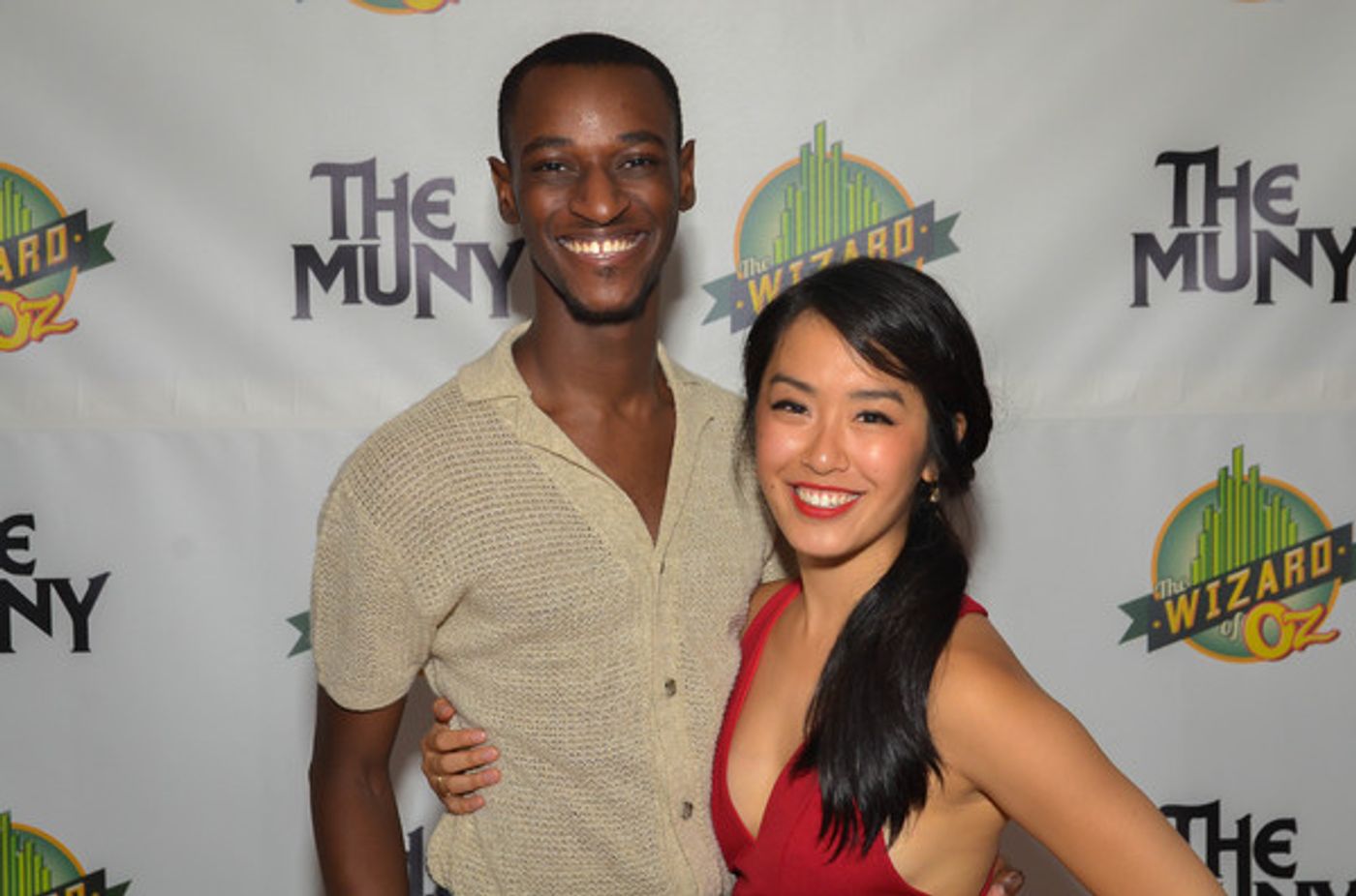 Photo Flash: Cast of THE WIZARD OF OZ Celebrates Opening Night at The Muny! Image