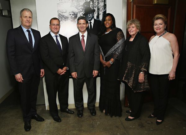 Jeff Daniels, Sharif El-Gamal, Tom Oppenheim, Winette Jackson, Linda Hope, Kate Mulge Photo