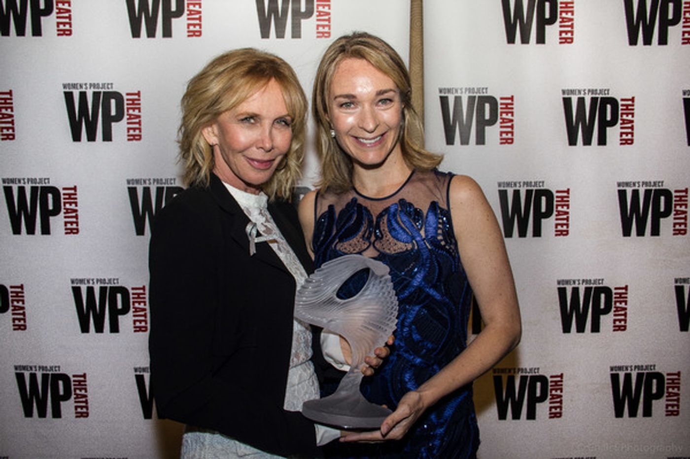 Photo Flash: Inside Women of Achievement Gala with Martha Plimpton, Lisa Lampanelli & More  Image