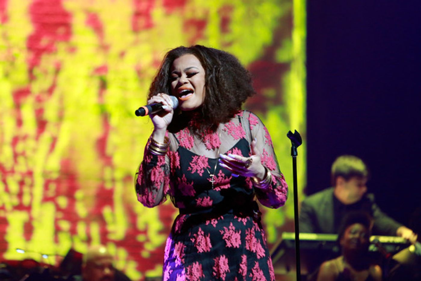 Photo Flash: Apollo Theater Hosts Spring Gala, Featuring LL Cool J, Prince Tribute & More Photo Flash: Apollo Theater Hosts Spring Gala, Featuring LL Cool J, Prince Tribute & More Image