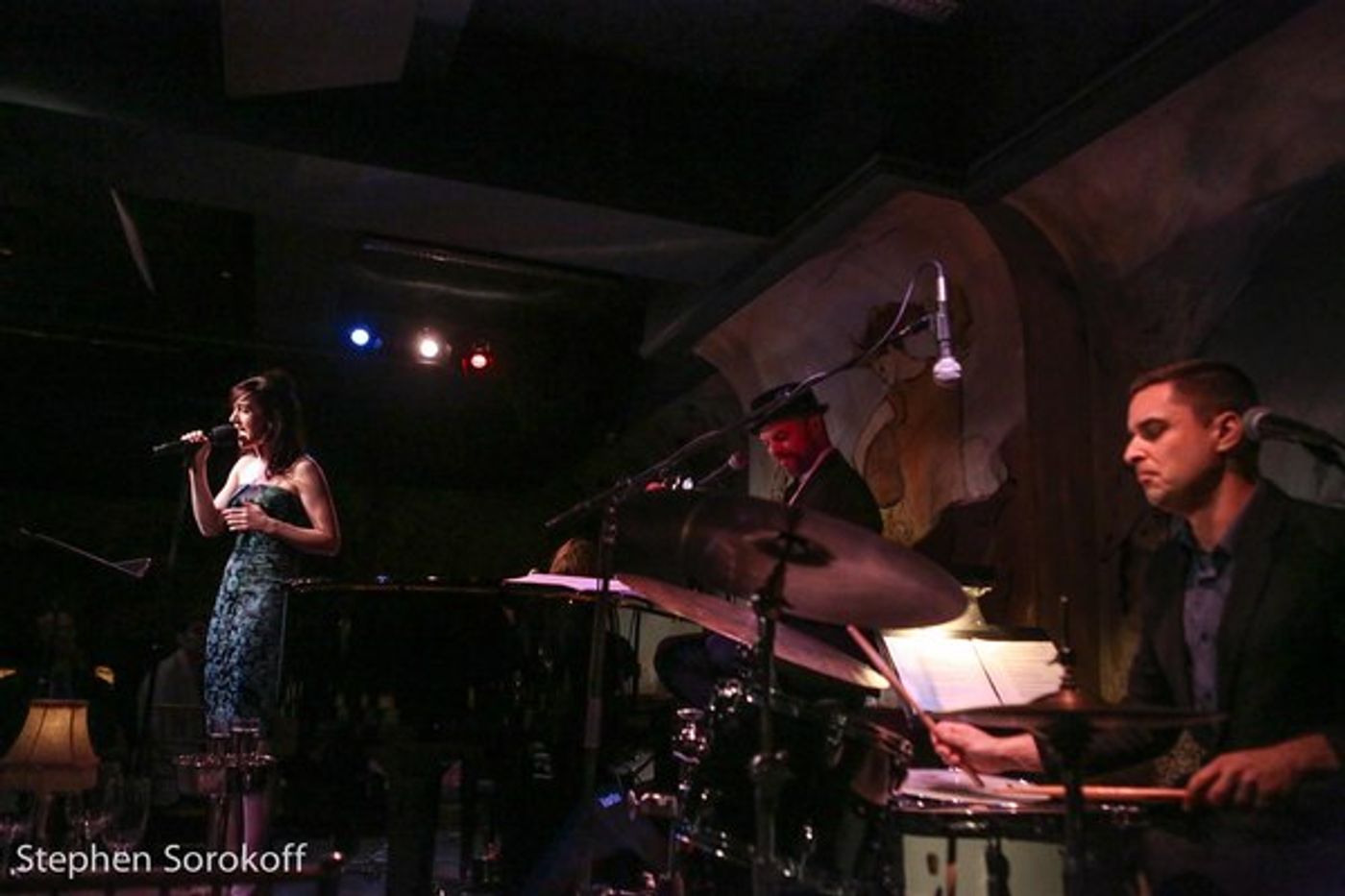 Photo Coverage: Tony Winner Lena Hall Returns To Cafe Carlyle  Image