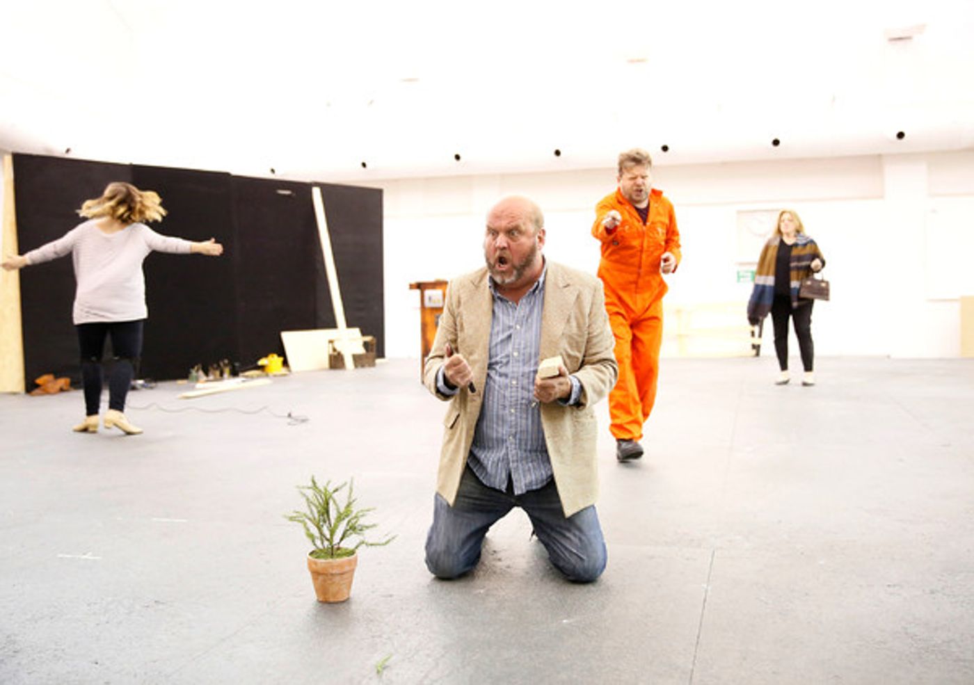 Photo Flash: In Rehearsal with Laura Wilde, Peter Hoare & More for ENO's JENUFA  Image