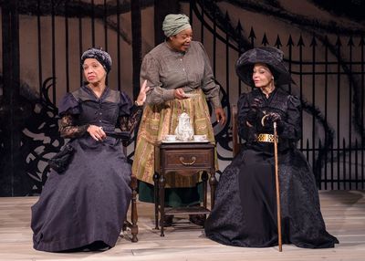 Linda Bright Clay, Jacqueline Williams, Lizan Mitchell Photo