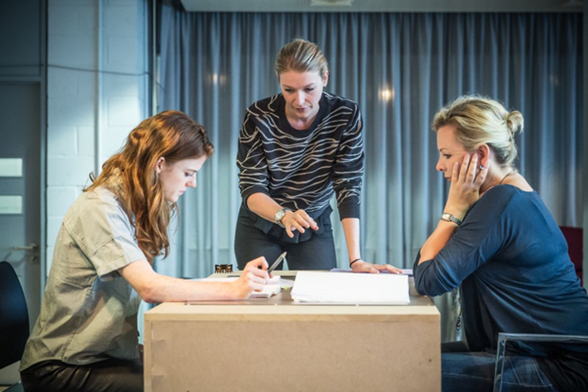 Rose Leslie, Lisa Blair, Sara Stewart at 