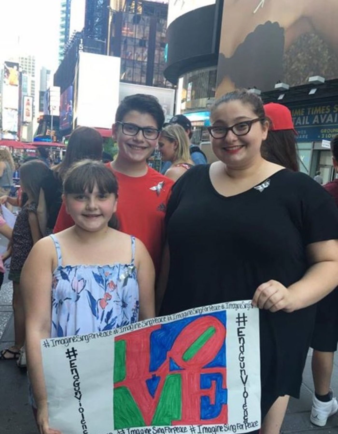 Photo Flash: Broadway Youth Perform 'Imagine' for Peace in Orlando  Image