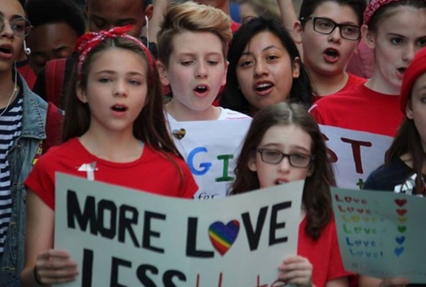 Photo Flash: Broadway Youth Perform 'Imagine' for Peace in Orlando  Image