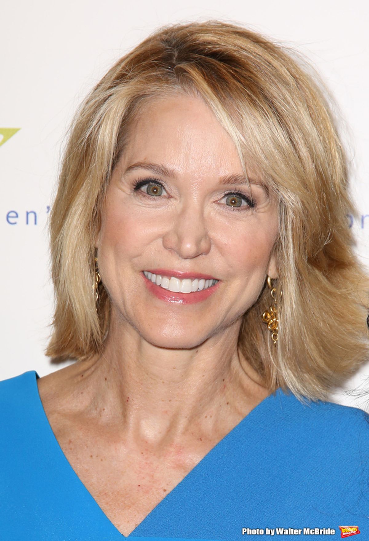 Paula Zahn  at 