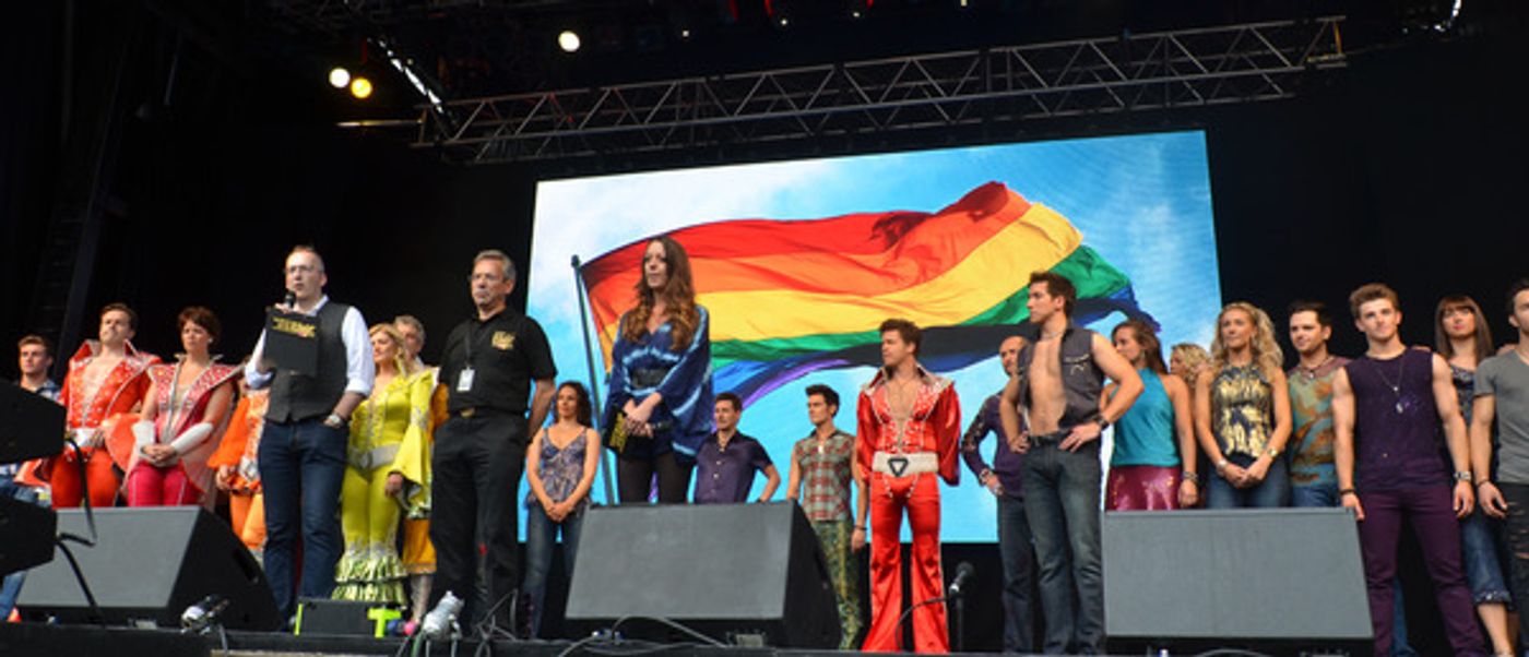 Photo Flash: Casts of BEAUTIFUL & MAMMA MIA! Perform at West End Live  Image