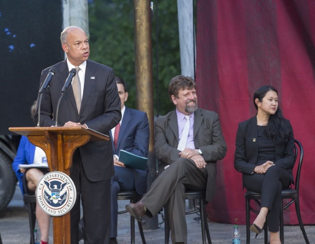 Jeh Johnson, Oskar Eustis, Melissa Chau  at 