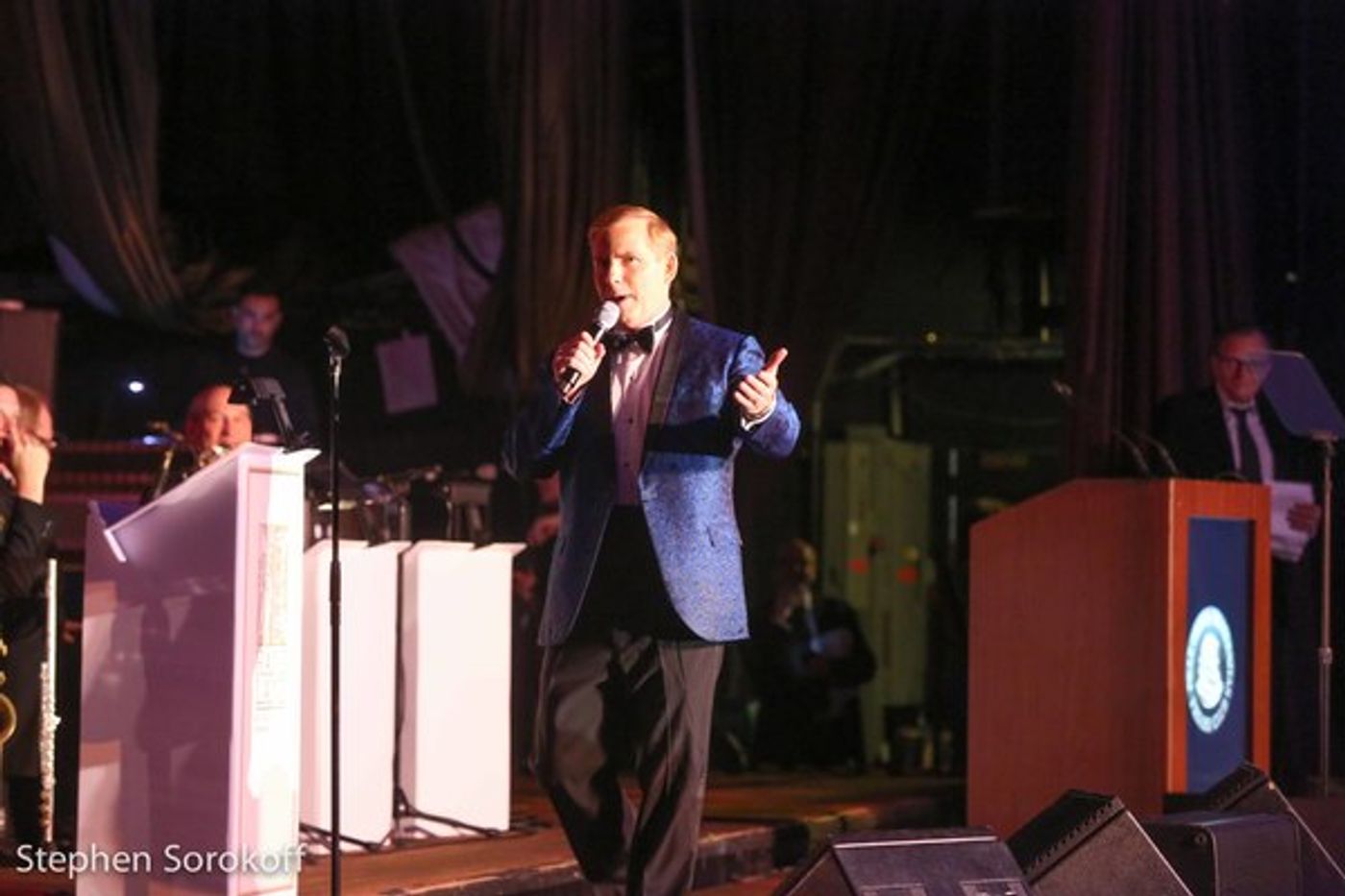 Photo Coverage: Tony Bennett Receives Friars Club Entertainment Icon Award  Image