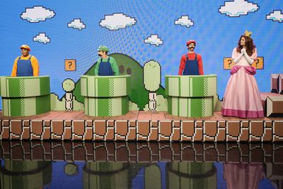 MAYA & MARTY -- Episode 104 -- Pictured: (l-r) Kenan Thompson as Ja'Marcus, Martin Sh Photo