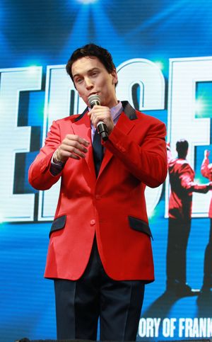 Matt Corner @ BroadwayWorld Matt Corner Photo