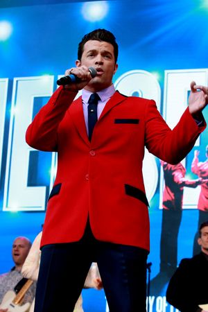 Simon Bailey @ BroadwayWorld Simon Bailey Photo