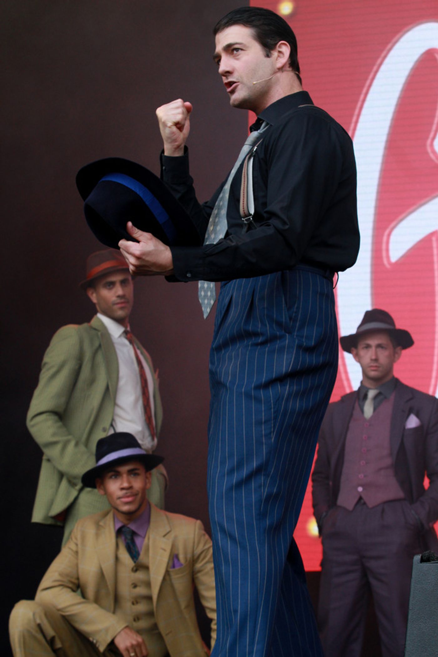 Photo Flash: Cast of JERSEY BOYS, Beverley Knight, Ramin Karimloo & More Rock West End Live  Image