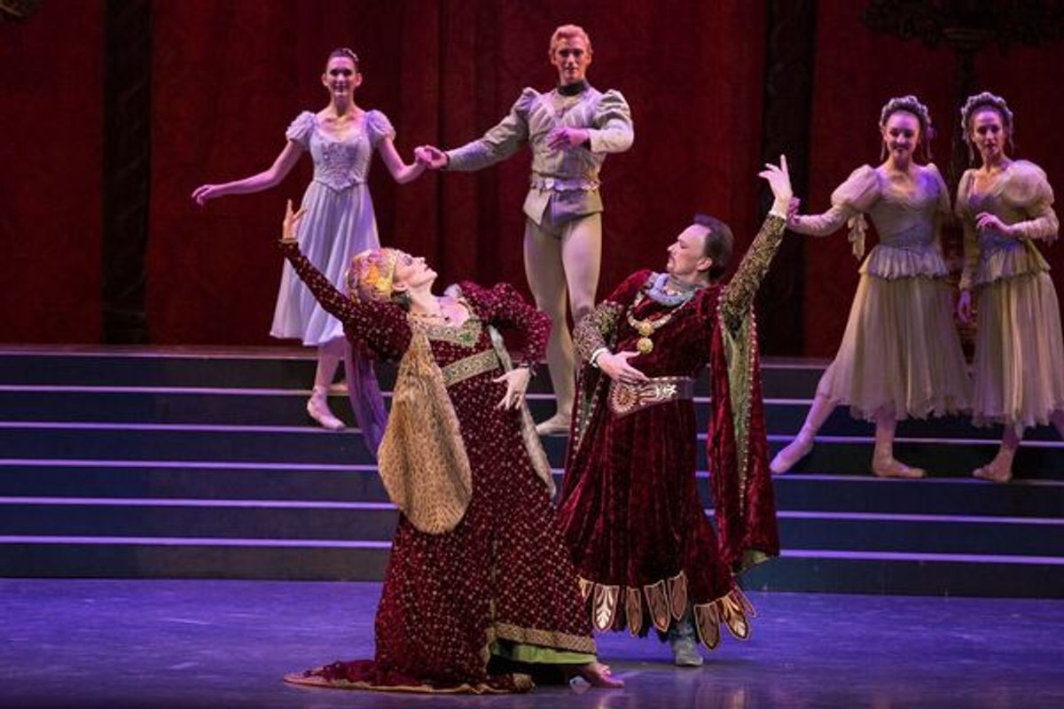 Colleen Neary (Lady Capulet) and Thordal Christensen (Lord Capulet), Allyssa Bross (Juliet) and Erik Thordal-Christensen (Paris) - up on the steps, plus Los Angeles Ballet Ensemble to the right Photo by Reed Hutchinson at 