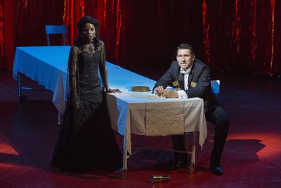 Marsha Stephanie Blake as Lady Macbeth and Jonathan Cake as Macbeth Photo