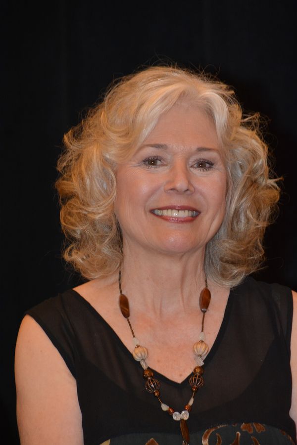 Kathryn Leigh Scott Photo