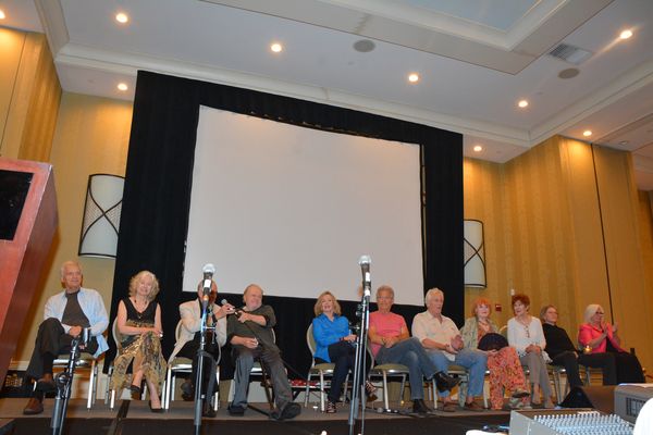 David Selby, Kathryn Leigh Scott, Jerry Lacy, John Karlen, Lara Parker, James Storm,  Photo