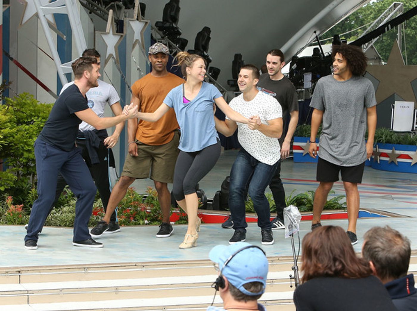 Photo Special: Seven With Sutton Foster - YOUNGER Star on Capitol 4th and Finding SWEET CHARITY Image