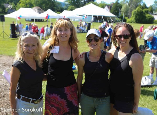 Eda Sorokoff, Elizabeth Aspenlieder, Laura Sorokoff Gelman, Caroline Sorokoff,  Gold  Photo