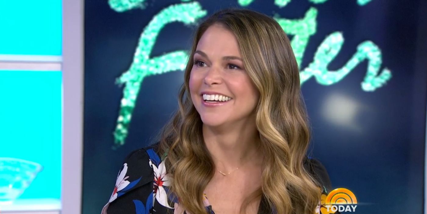 VIDEO: Sutton Foster Talks New Season of YOUNGER; Joining GILMORE GIRLS & SWEET CHARITY Revival  Image