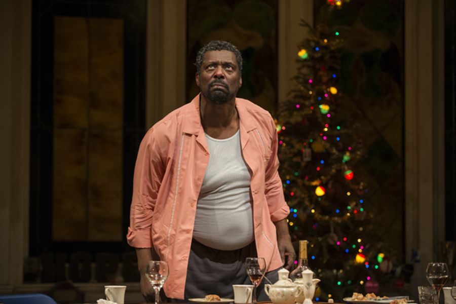 Photo Flash: First Look at Eamonn Walker and More in Steppenwolf's BETWEEN RIVERSIDE AND CRAZY Image