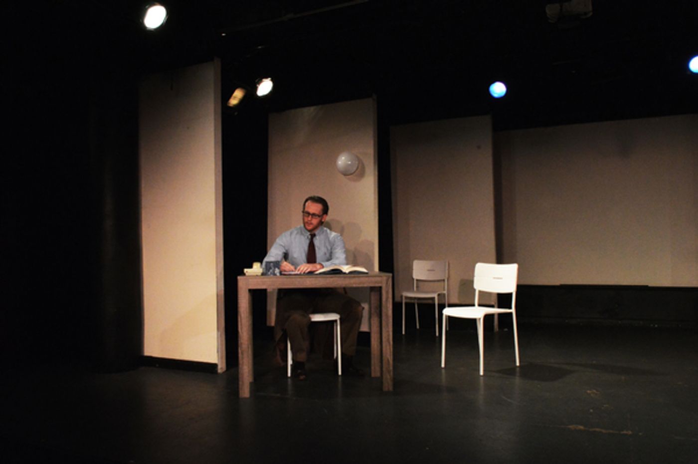 Photo Flash: First Look at PILLARS OF NEW YORK, Beginning Tonight at St. Luke's  Image