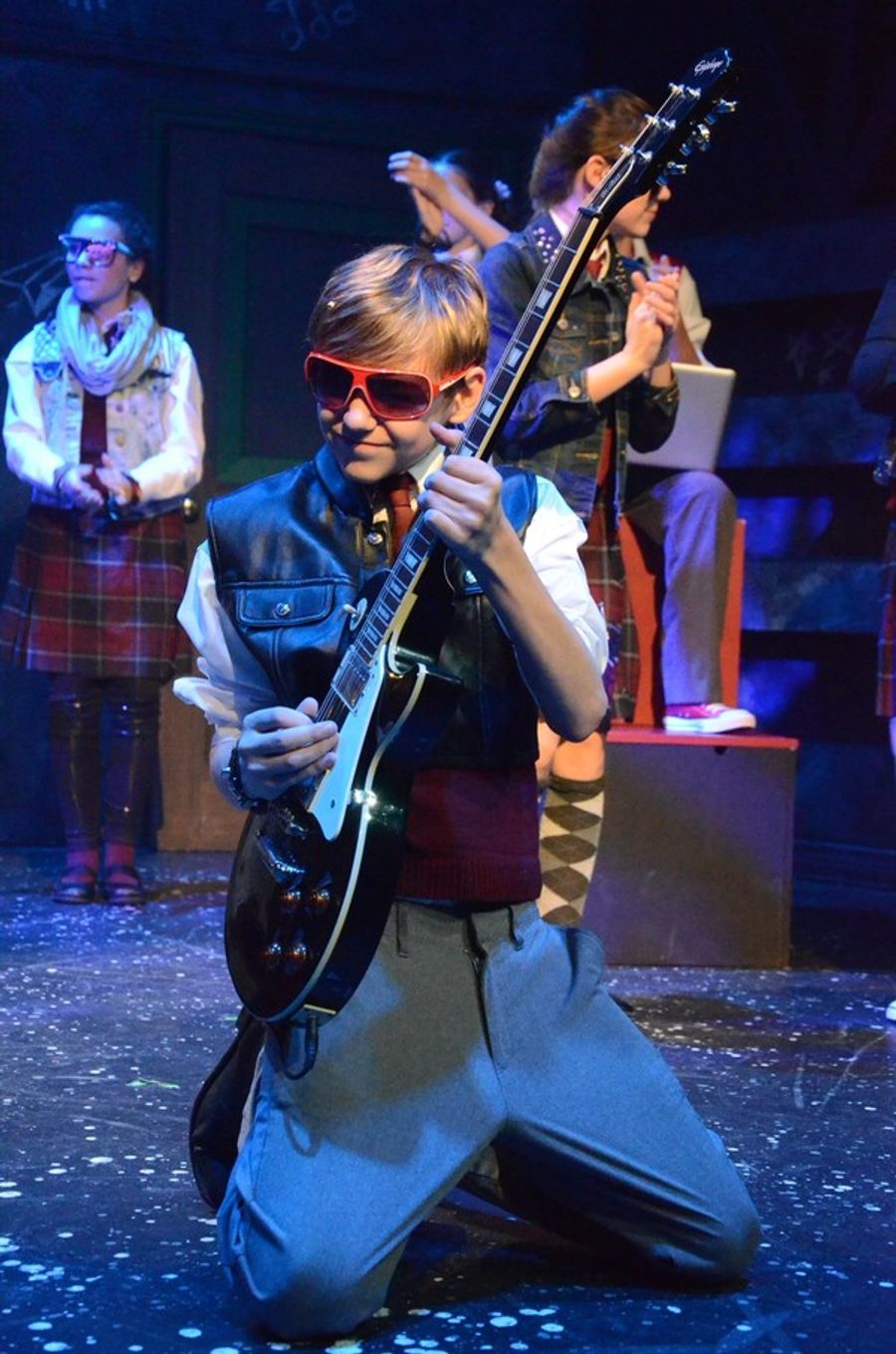 Photo Flash: Original Kids Theatre Company Brings SCHOOL OF ROCK to Canada Image