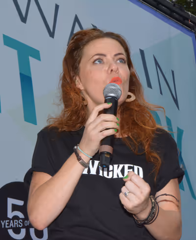 Rachel Tucker Photo