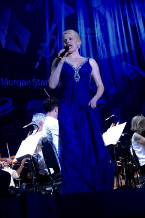 Megan Hilty Photo