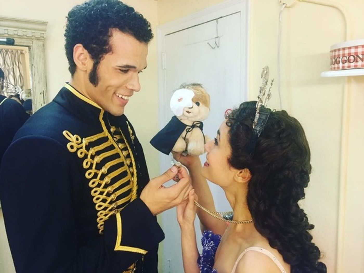 Photo Flash: PHANTOM, CHARLIE AND THE CHOCOLATE FACTORY & More Pose for Saturday Intermission Pics!  Image