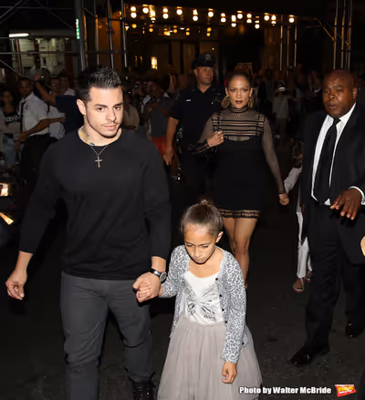 Casper Smart, Jennifer Lopez with her twins Emme and Max  Photo