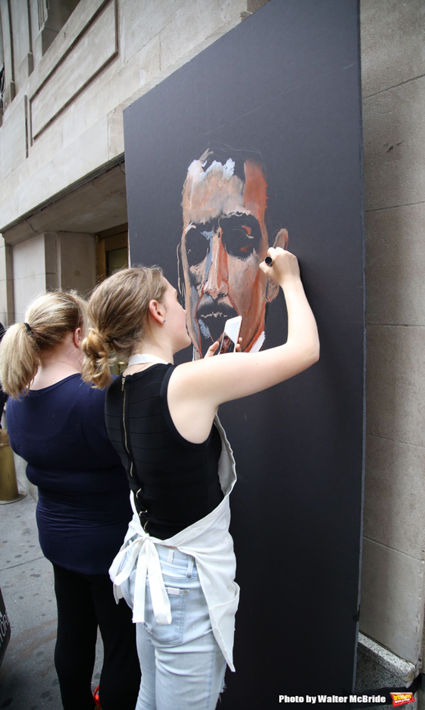 Photo Coverage: Fans Gather for Lin-Manuel Miranda's Final Performance in HAMILTON  Image