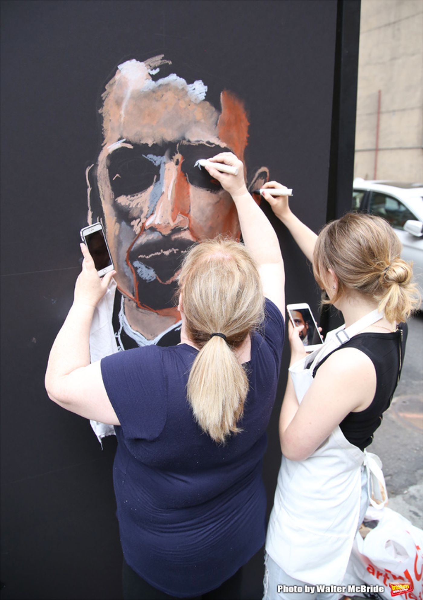 Photo Coverage: Fans Gather for Lin-Manuel Miranda's Final Performance in HAMILTON  Image