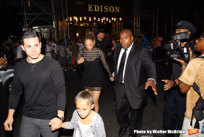 Casper Smart, Jennifer Lopez with her twins Emme and Max  Photo