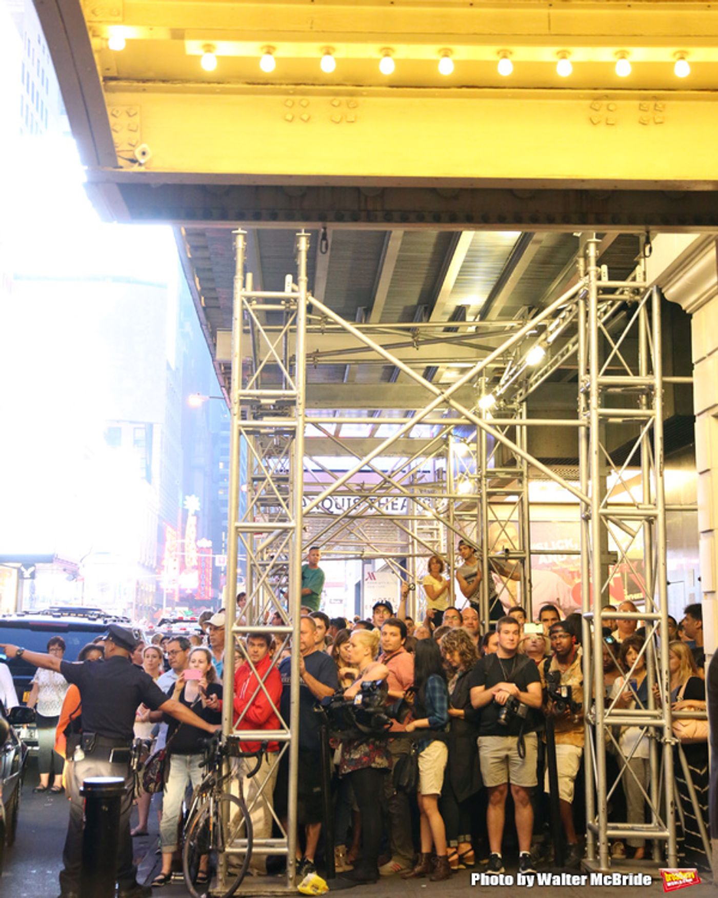 Photo Coverage: Fans Gather for Lin-Manuel Miranda's Final Performance in HAMILTON  Image
