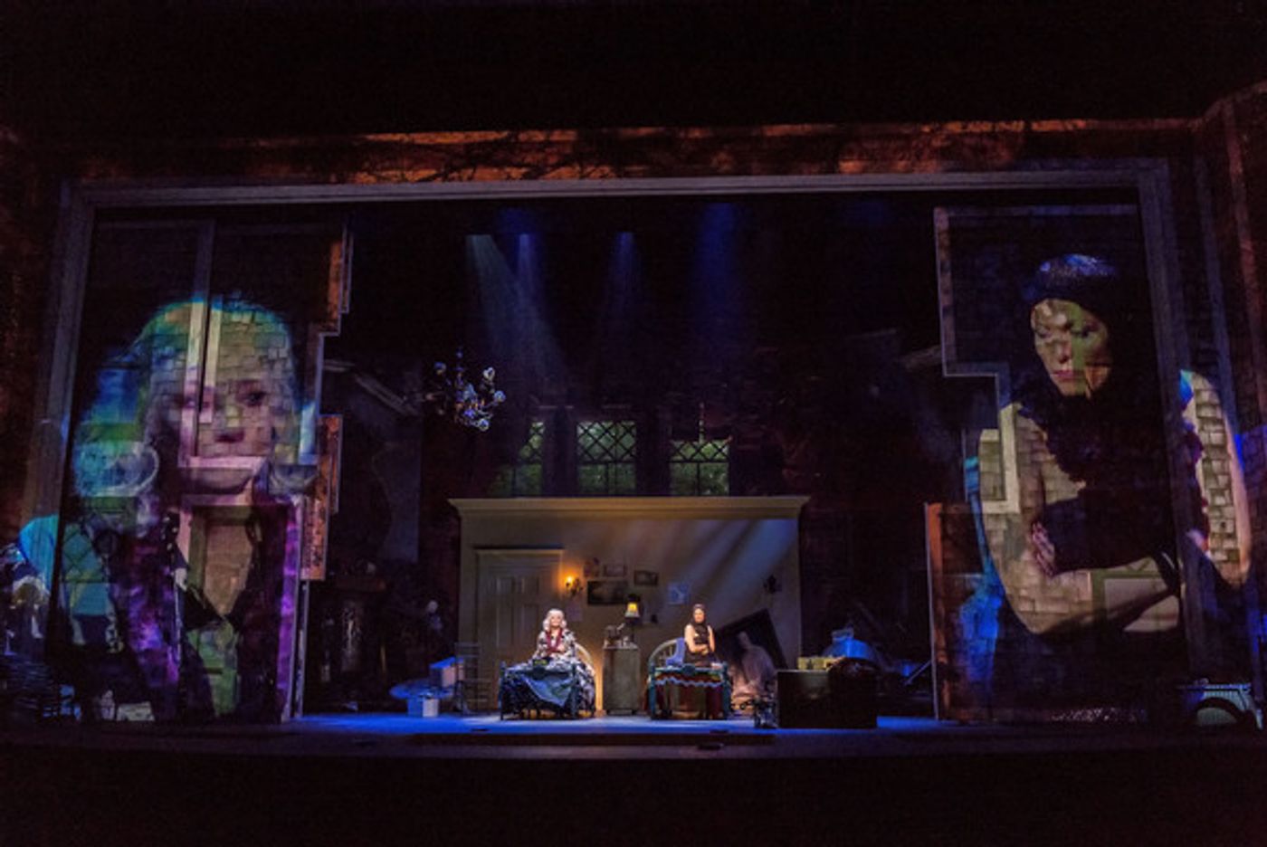 Photo Flash: First Look at Betty Buckley and Rachel York in GREY GARDENS at the Ahmanson  Image